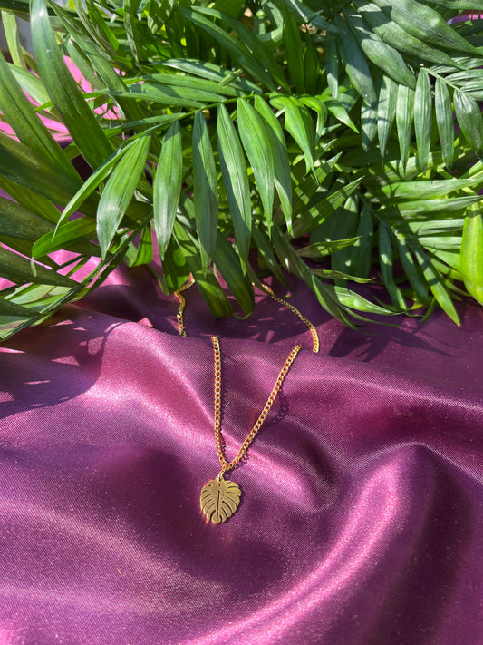 Monstera Necklace